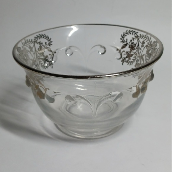 Viking Glass Silver Overlay Bowl 5inch Vintage Art Deco USA Made - Picture 2 of 6